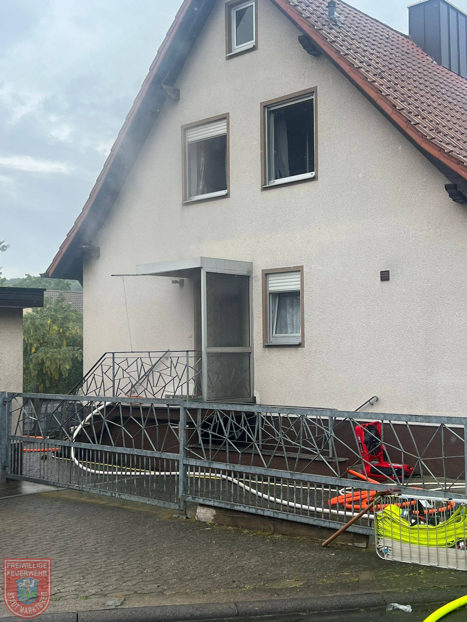 B 3 – Rauchentwicklung im Gebäude – Person in Gefahr